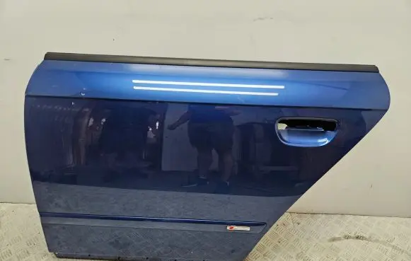 Audi A4 S4 B7 8E 8H Rear door