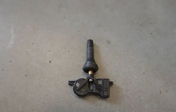 Fiat 500 Tire pressure sensor 53474795
