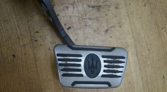 Maserati Quattroporte Brake pedal