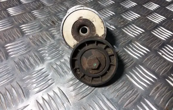 Saab 9-5 Generator/alternator belt tensioner 55190813