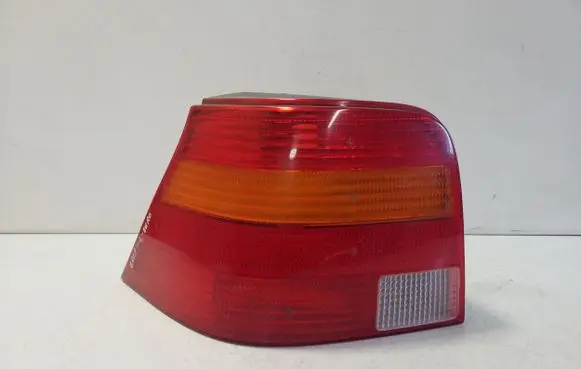 Volkswagen Golf IV Rear/tail lights 1J6945095R
