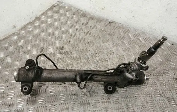 Toyota Avensis T250 Steering rack 4425005081