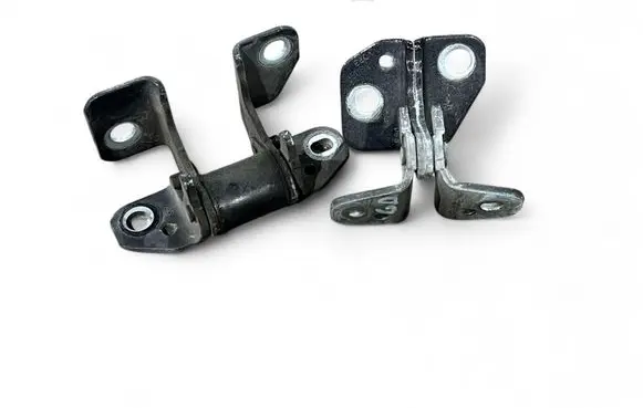 Rear door hinge set