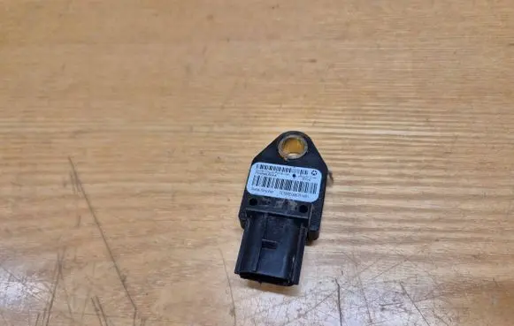 Dodge Nitro Airbag deployment crash/impact sensor P04896065AA 39754C TCFME048751481