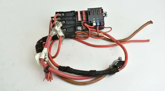 Mercedes-Benz E W211 Fuse module 2115452601