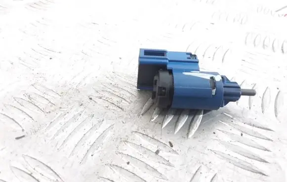Brake pedal sensor switch