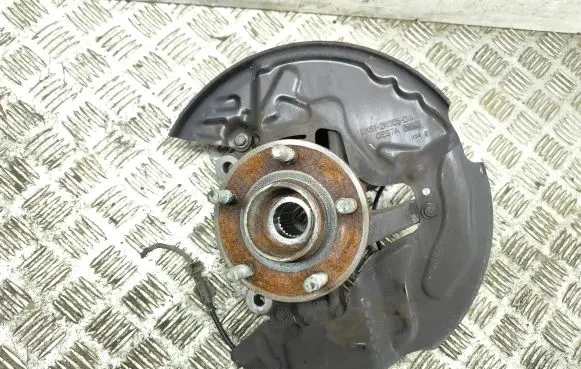 Ford Kuga III Front wheel hub