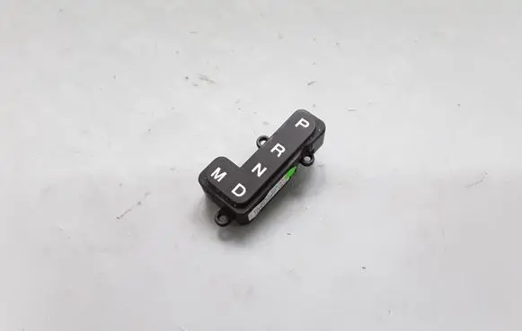 SsangYong Tivoli Gear shift selector indicator 7798035000 0856