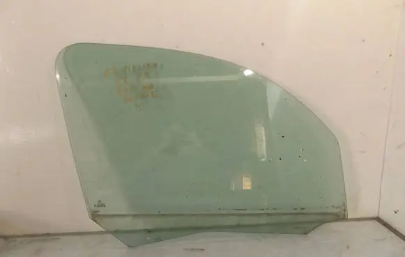 Citroen C3 Picasso Front door window glass four-door