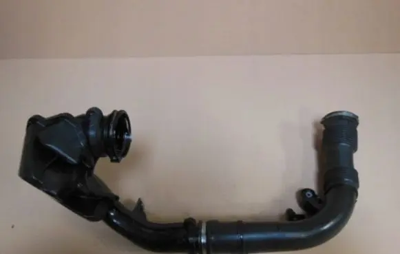 Volvo XC60 Air intake hose/pipe 31370120