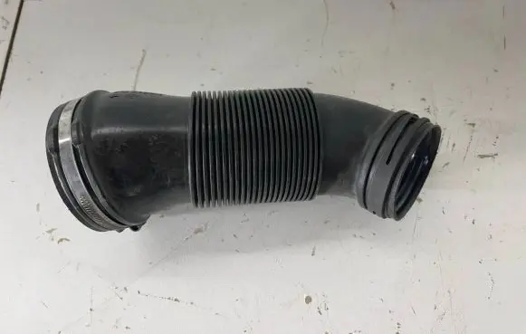 Audi Q2 - Air intake duct part 5Q0129684C