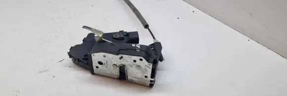BMW 3 E46 Front door lock 8206