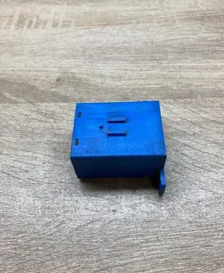 Renault Clio I Other relay 02438