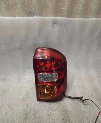 Toyota RAV 4 (XA20) Rear/tail lights