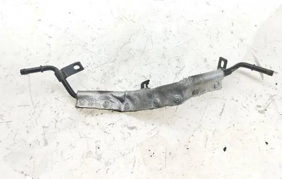 Seat Leon (5F) Engine coolant pipe/hose 04L121070D V2001013