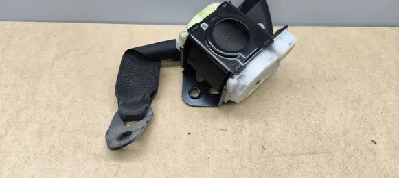 Mercedes-Benz CLK A209 C209 Rear seatbelt 2038601785