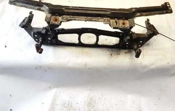 BMW 3 E46 Radiator support slam panel