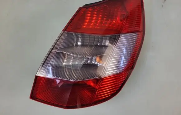 Renault Scenic II - Grand scenic II Rear/tail lights 8200127702E
