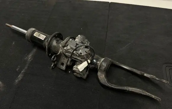 BMW 6 F06 Gran coupe Front shock absorber/damper 6857699