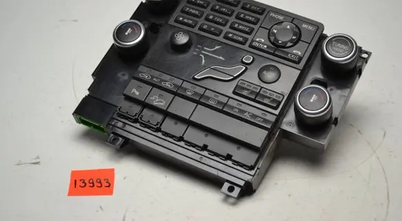 Volvo XC70 Climate control unit 30782903
