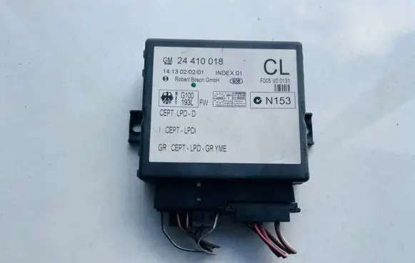 Opel Zafira A Comfort/convenience module 24410018 f005v00131