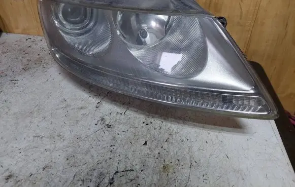 Volkswagen Phaeton Headlight/headlamp 3D2941016E 00018351 89007347