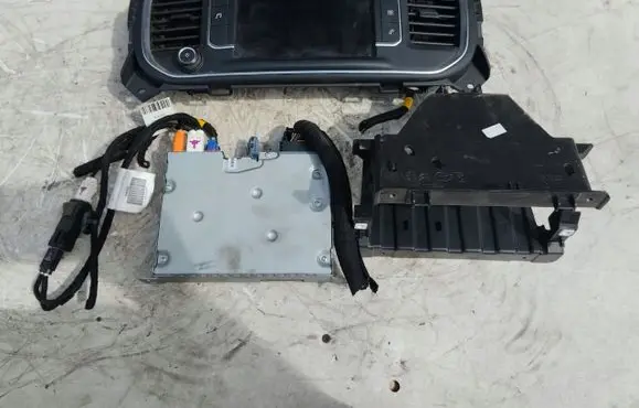 Peugeot 508 RXH Screen/display/small screen 9813041280