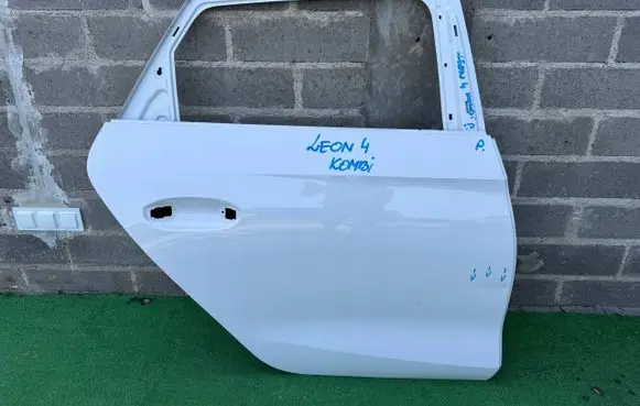 Seat Leon IV Rear door