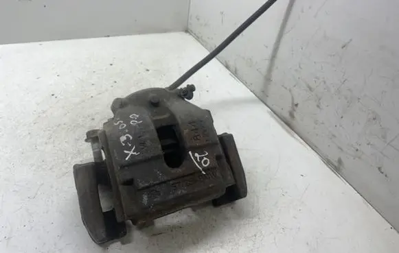 BMW X3 E83 Front brake caliper