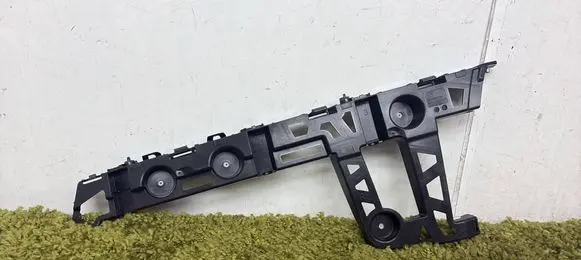 Opel Insignia B Rear bumper mounting bracket 39200967