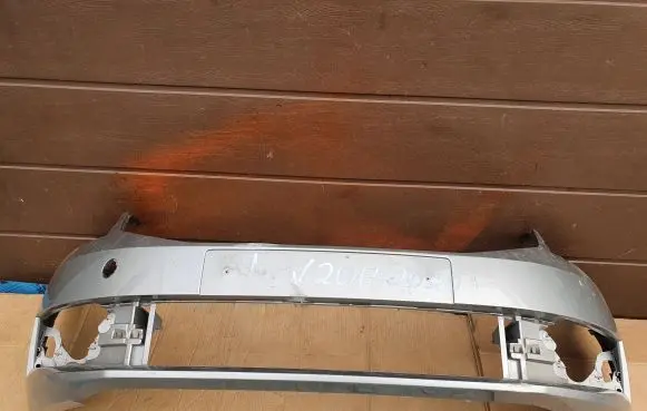Skoda Octavia Mk3 (5E) Front bumper 5E0807221N