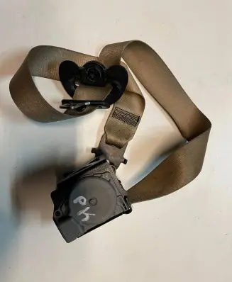 BMW X5 E70 Front seatbelt 305537499