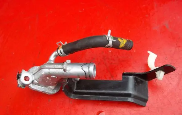 Honda Civic Engine coolant pipe/hose