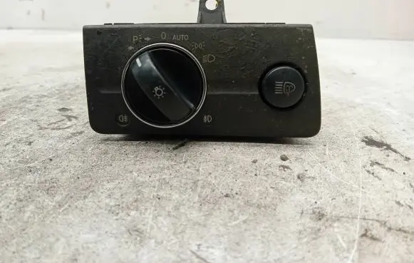 Mercedes-Benz E W211 Light switch 2115450104