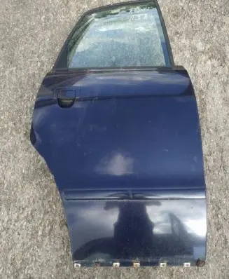 Audi A4 S4 B5 8D Rear door melynos