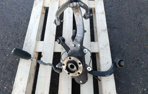 BMW X5 F15 Front wheel hub spindle knuckle