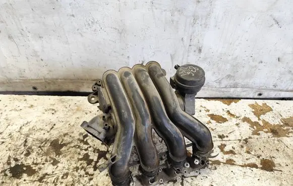 Audi A4 S4 B5 8D Intake manifold 06B133216B