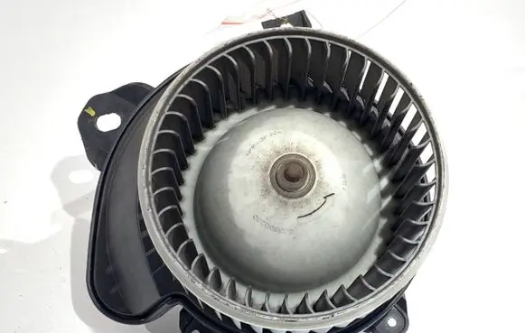 Opel Corsa E Heater fan/blower 13335075