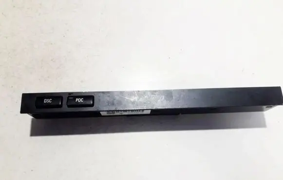 Traction control (ASR) switch
