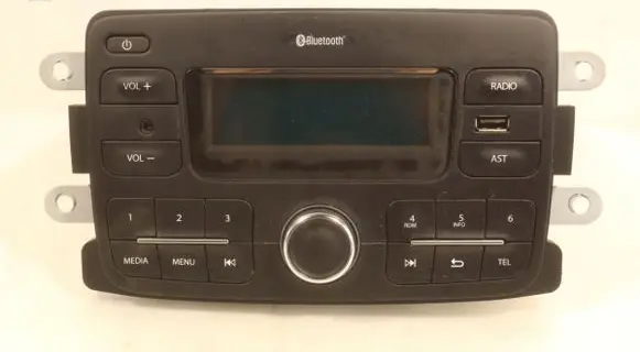 Dacia Sandero Radio/GPS head unit trim 281156864R