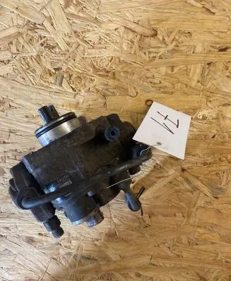 Toyota Avensis T250 Power steering pump HU294000-0314