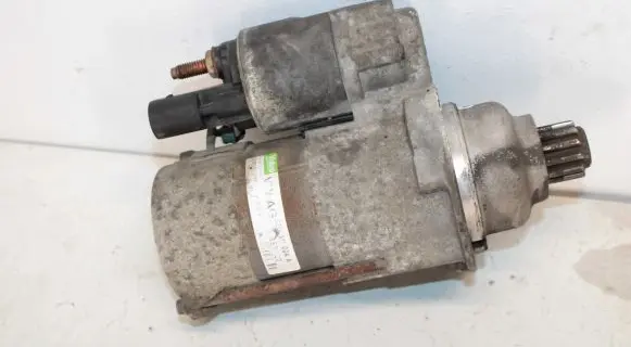 Volkswagen Tiguan Starter motor 02M911024A
