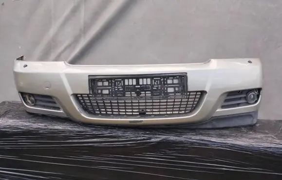 Opel Vectra C Front bumper 37A8