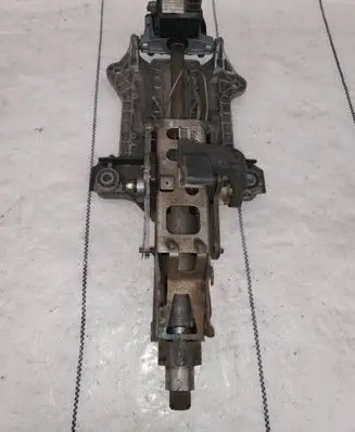 Land Rover Discovery 3 - LR3 Steering wheel axle Qmb500660
