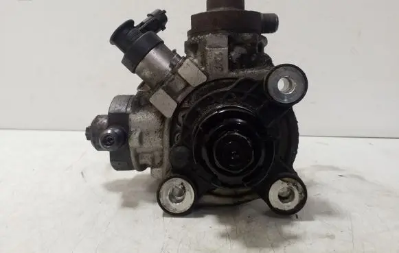 Volvo XC60 Fuel injection high pressure pump 0445010618 31272896