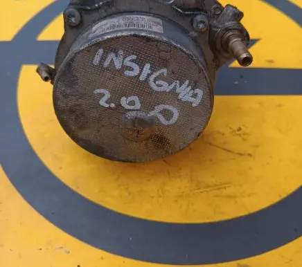 Opel Insignia A Vacuum pump 55205446