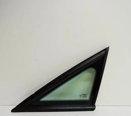 Seat Altea XL Front triangle window/glass 5P0845411