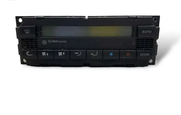 Volkswagen PASSAT B5.5 Climate control unit