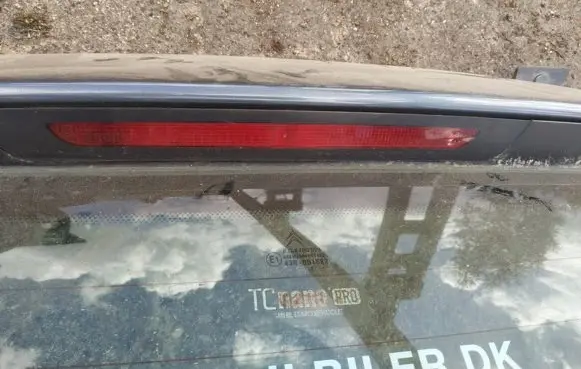 Citroen C3 Third/center stoplight