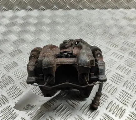Volkswagen PASSAT B8 Rear brake caliper 3Q0615423 3Q0615405